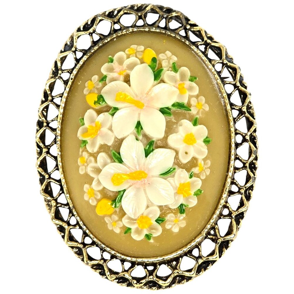 Vintage‎ Floral Barouche Brooch Oval Lucite Glass Flowers Gold Tone Filigree